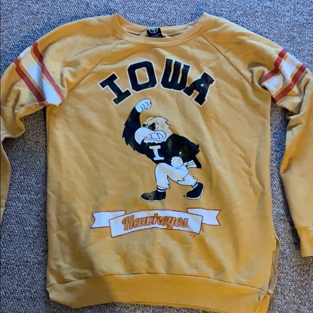 Iowa Hawkeye crewneck!